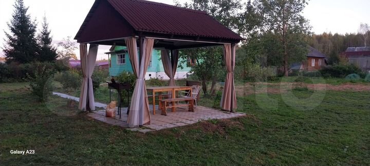 Дом 92,6 м² на участке 21 сот.