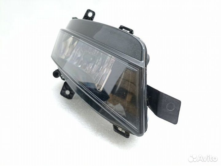 Фара противотуманная передняя правая Volkswagen