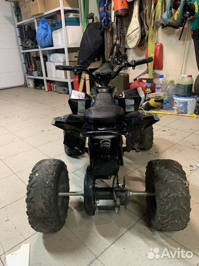 Детский квадроцикл на аккумуляторе бу