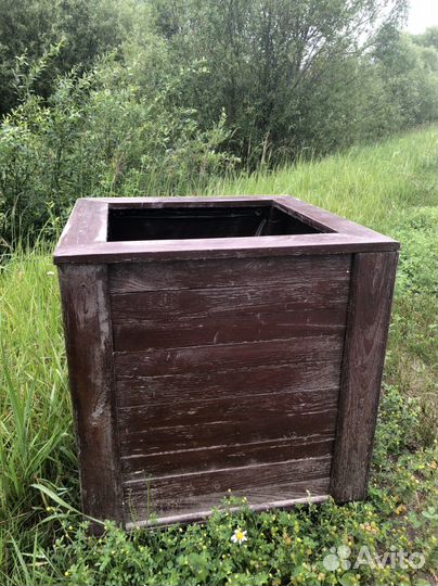 Вазон из дерева