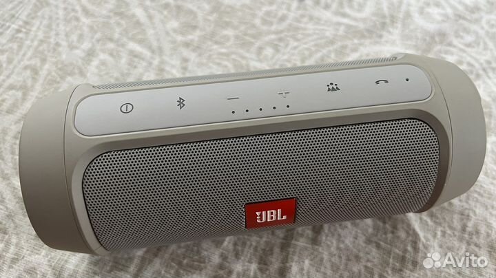 Колонка jbl charge 2+ (оригинал)