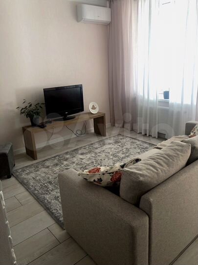 Квартира-студия, 60 м², 1/16 эт.