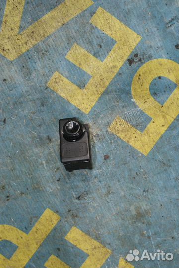 Блок управления зеркалами Nissan Almera