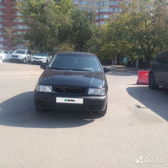 Volkswagen Polo, 1999