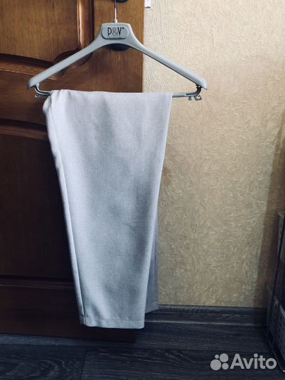 Брючный костюм женский 42 44