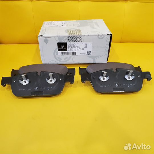 Тормозные колодки mercedes W166 новые