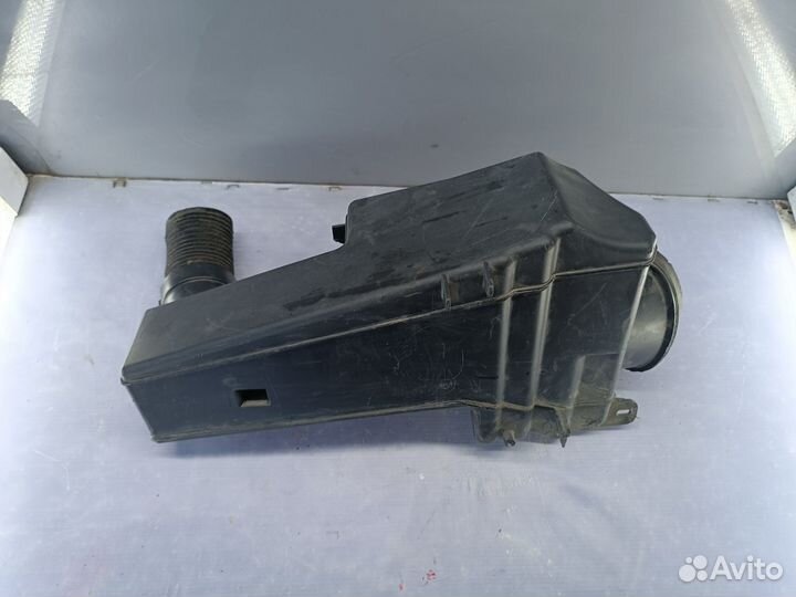 Резонатор воздушного фильтра Renault Logan 2