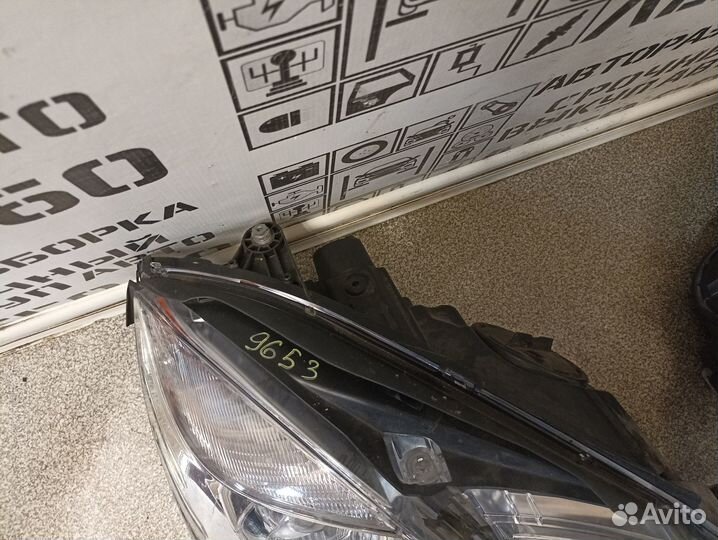 Фара (к-кт) для Mercedes Benz W212