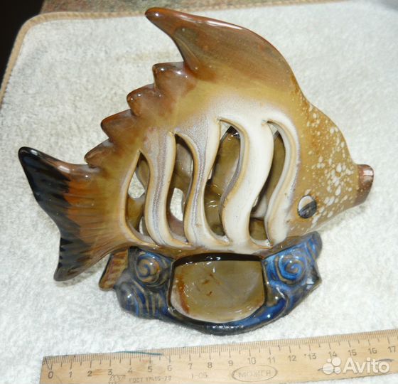 Разные фарфоровые статуэтки