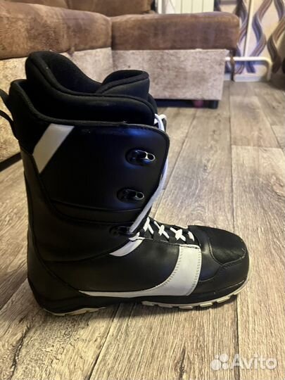 Сноубордические ботинки 45