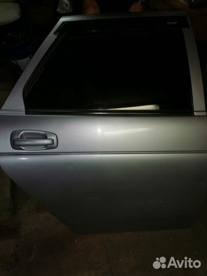 Задняя дверь на priora