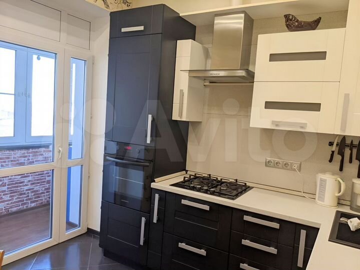 2-к. квартира, 58 м², 9/10 эт.