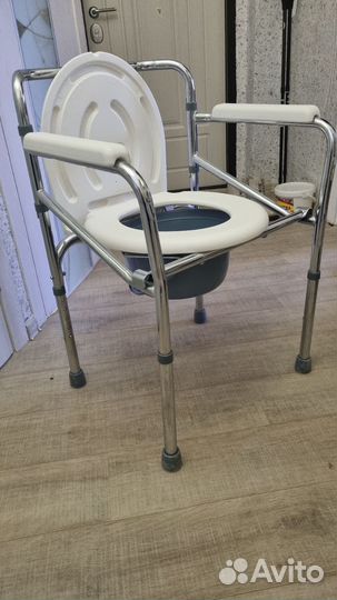 Санитарный стул туалет