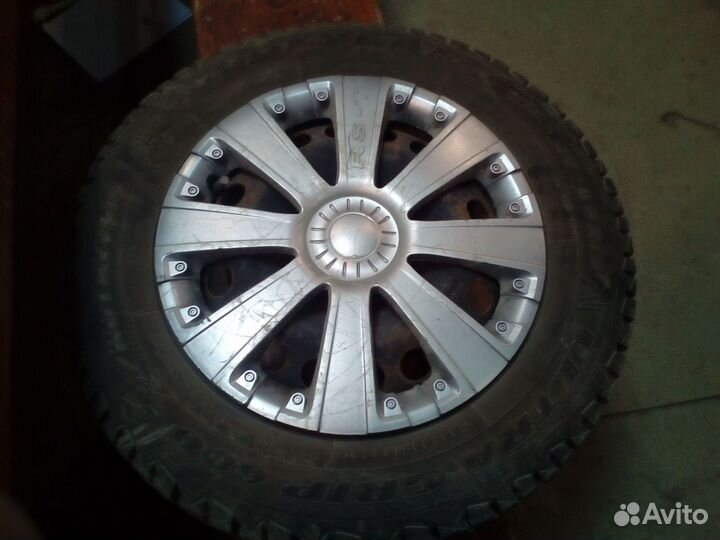 Goodyear Ultragrip 600 195/65 R15