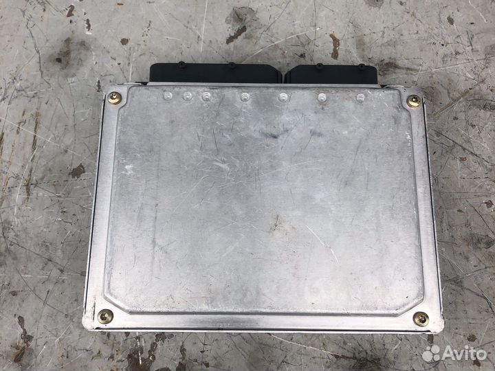 Блок управление двигателем volkswagen passat B5