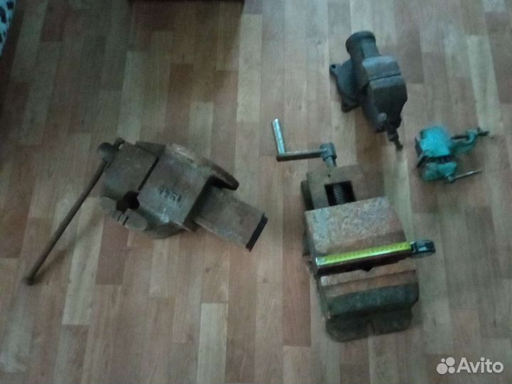 Тиски слесарные бу СССР