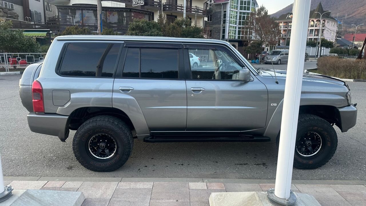 Nissan Patrol: фото владельца