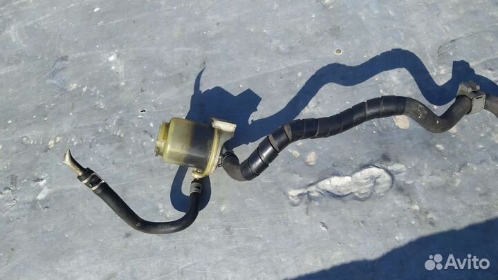 Бочек рулевой рейки