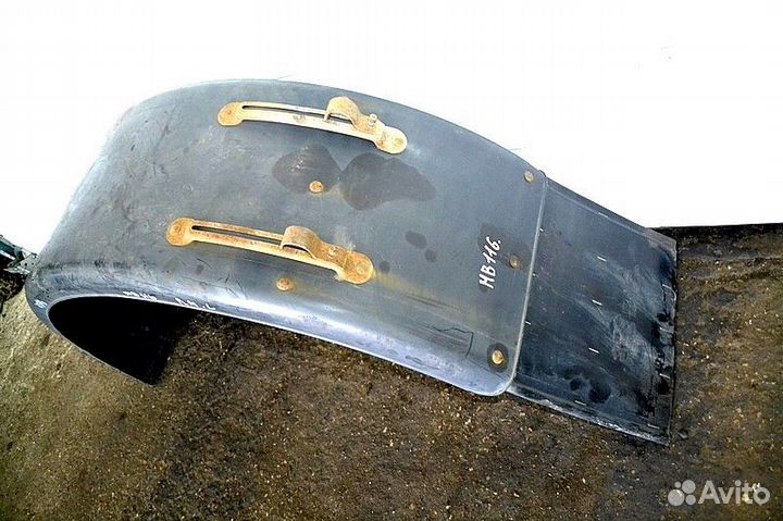 Крыло вспомогательго моста, заднее левое mercedes