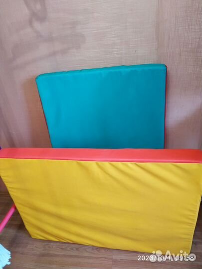 Мат гимнастический