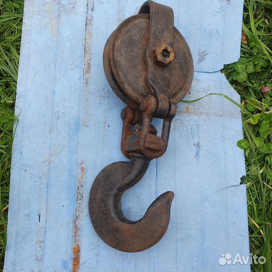 Монтажный Блок с крюком 15т от маз 537