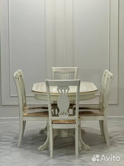 Стол и стулья от производителя. В наличии