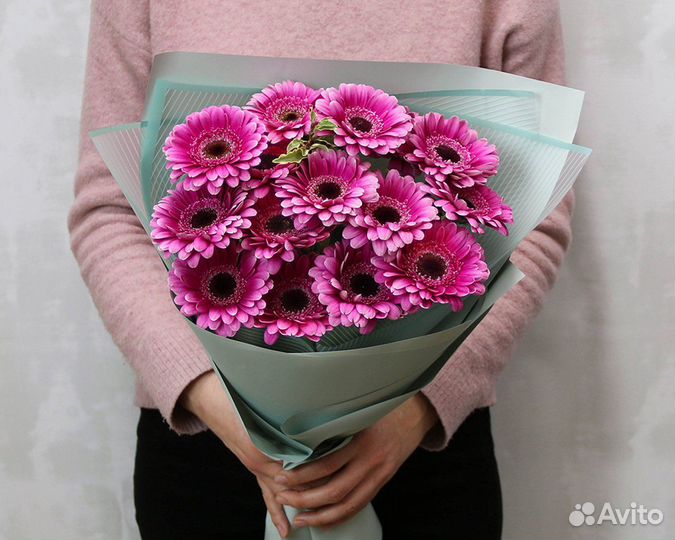 Букет из 15 малиновых мини гербер