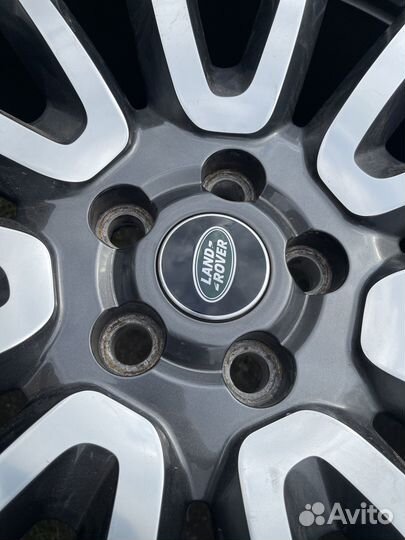 Оригинальный комплект дисков r22 на Range Rover