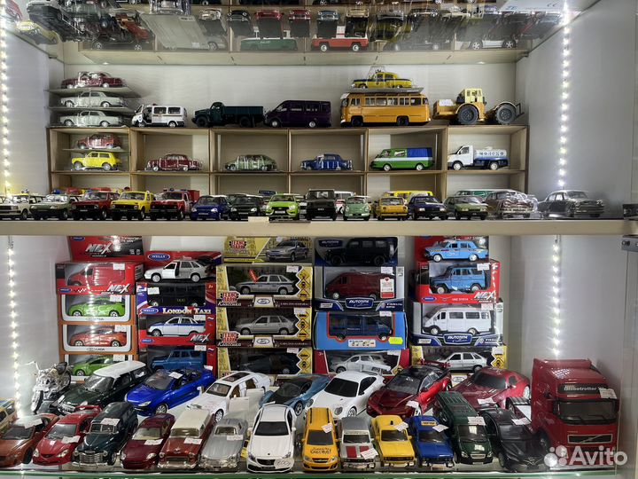 Модели автомобилей 1:43 1:32 1:24 1:18