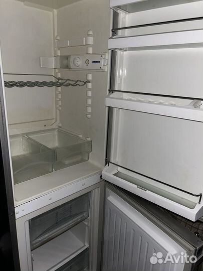 Холодильник liebherr