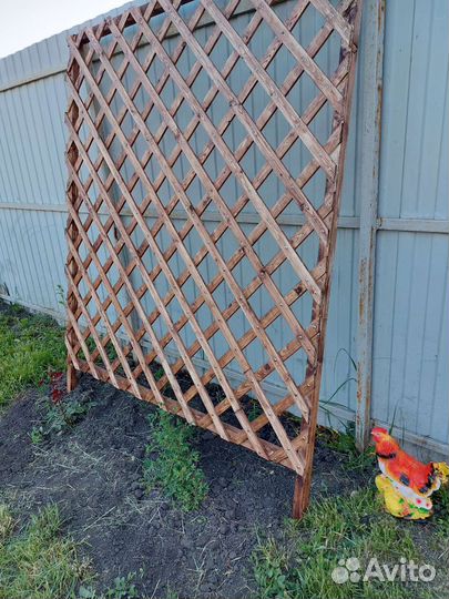 Шпалера, деревянная решётка для роз, винограда