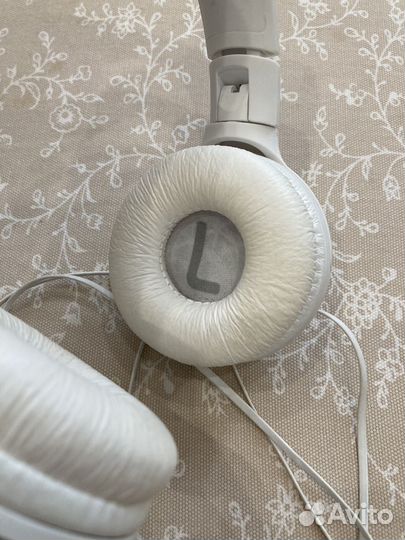 Проводные наушники jbl