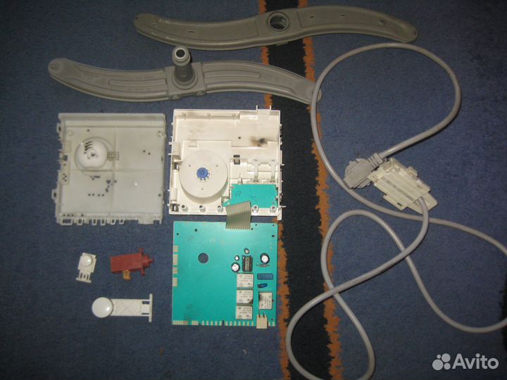 Запчасти пмм Bosch SRS55MO2EU/03 и корзина другая