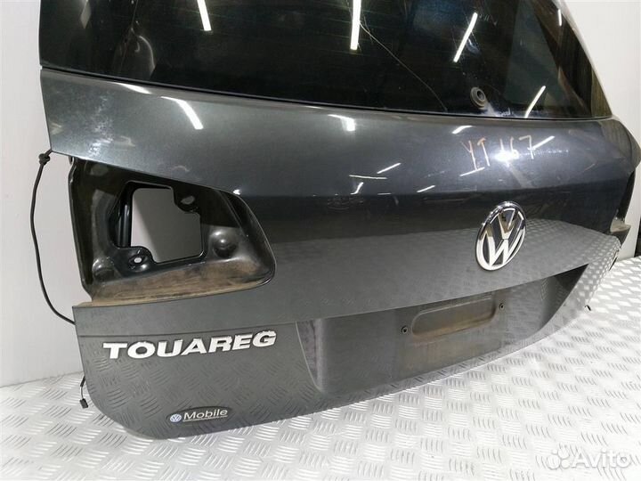 Крышка багажника Volkswagen Touareg 7P6827159B