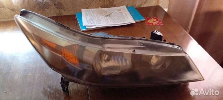 Фара правая хонда стрим