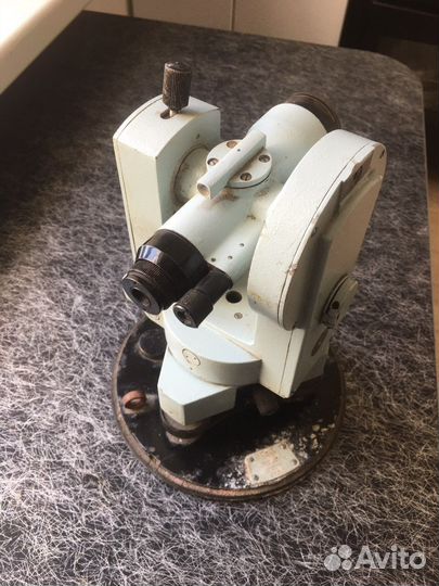 Теодолит оптический