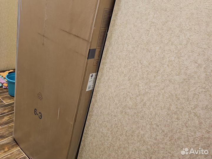 Новый, запечатанный с магазина 203см холодильник