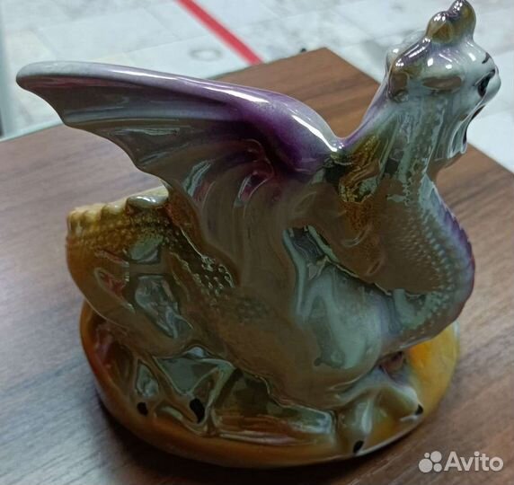 Статуэтка фарфор Дракон