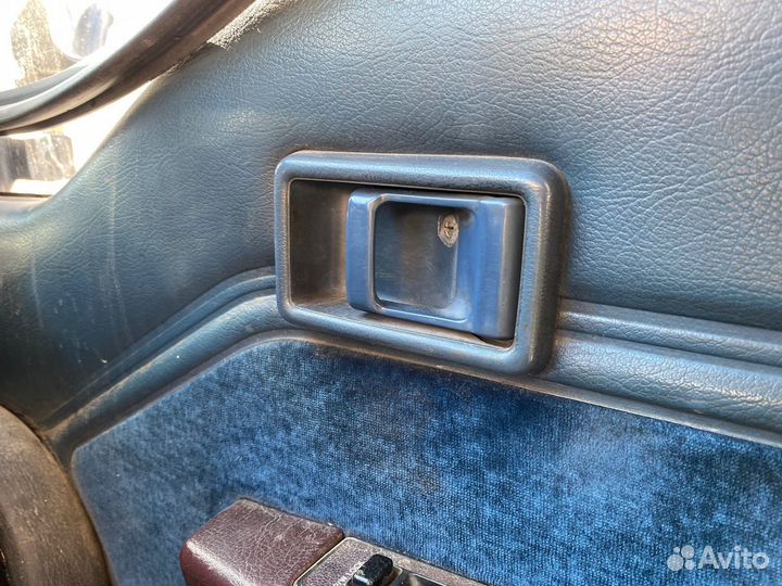 Ручки дверные внутренние Nissan Homy 4