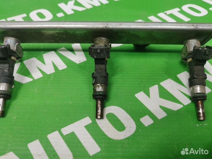 Форсунка топливная Mitsubishi Lancer