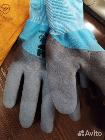 Перчатки рабочие прорезиненные