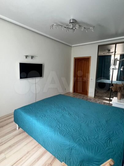 2-к. квартира, 60 м², 4/4 эт.