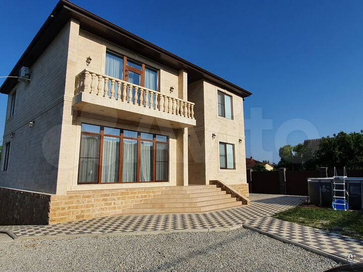 Комната 18 м² в 4-к., 2/2 эт.