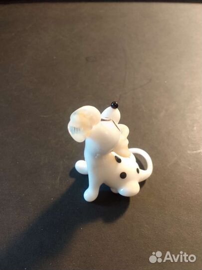 Сувенир собачка из стекла