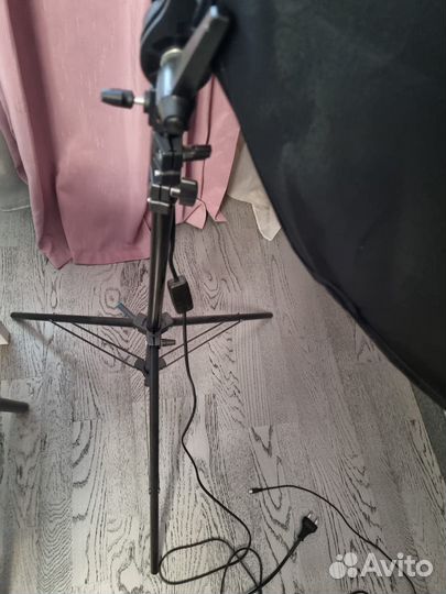 Ламповый осветитель с софтбоксом