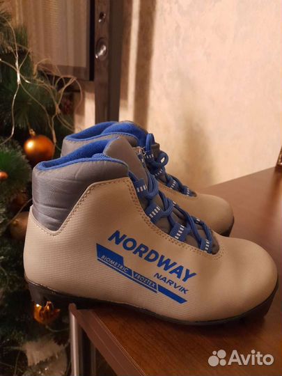 Лыжные ботинки 33 размер