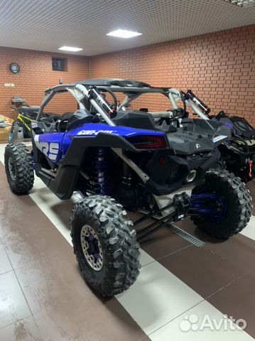 Мотовездеход Can-Am Maverick X RS Turbo RR