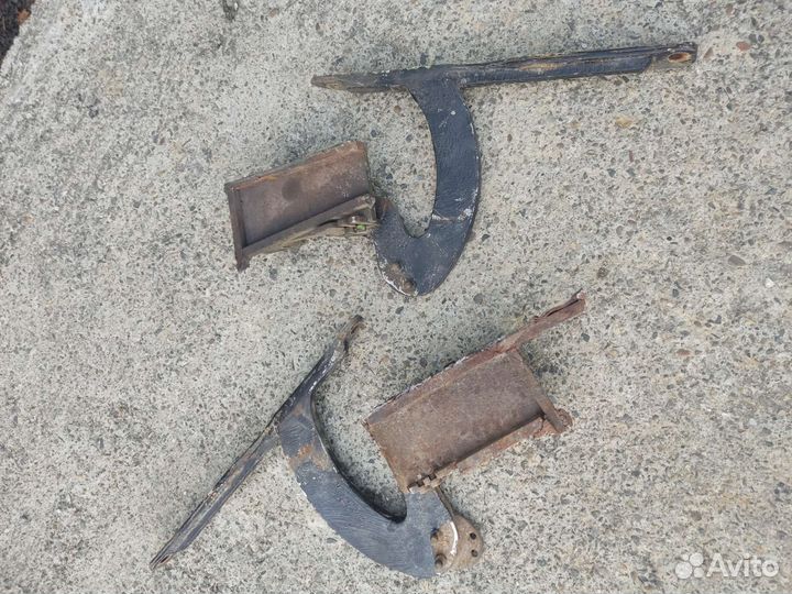 Петли на Ламбо двери