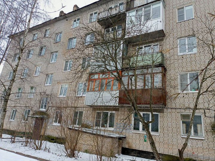 2-к. квартира, 43 м², 5/5 эт.