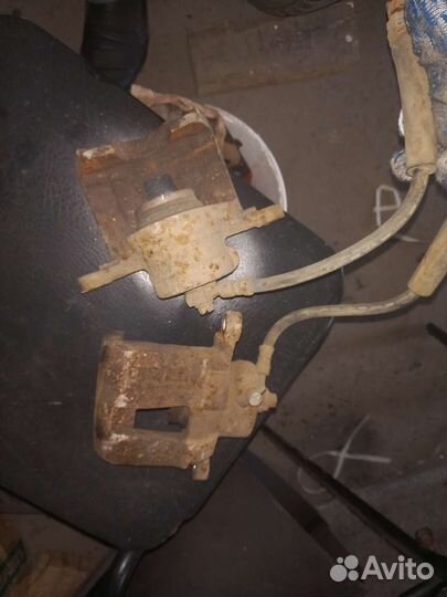 Передний суппорт